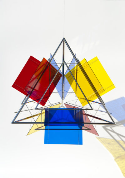 Tetrahedron, 2009 | 100 x 100 x 100 cm | Glass and stainless steel