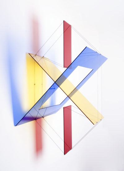 Exempt I, 2011 | 82 x 58 x 40 cm | Glass and stainless steel cable