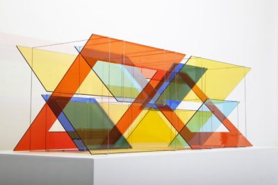 Multipositional I, 2011 | 50 x 100 x 50 cm | Glass and stainless steel cable