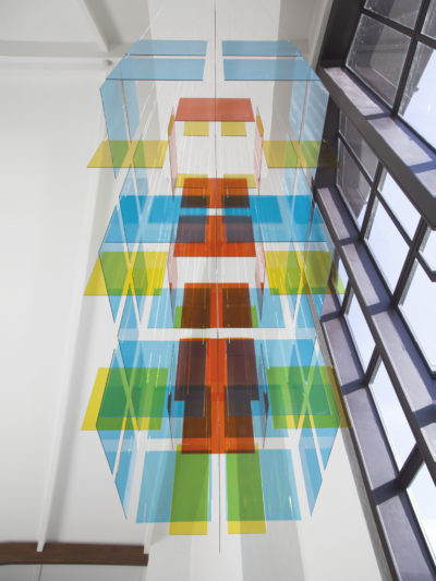 Cubic Progression II, 2015 | 290 x 290 x 170 cm | Glass and stainless steel cable