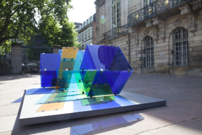 Progression V, 2014-2015 | 110 x 320 x 150 cm | Laminated glass and stainless steel